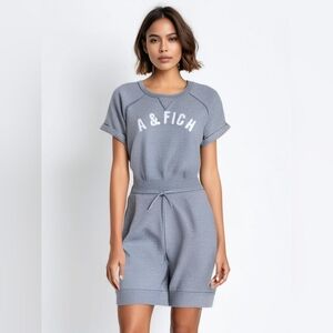 Abercrombie & Fitch Short Sleeved Sweatshirt
